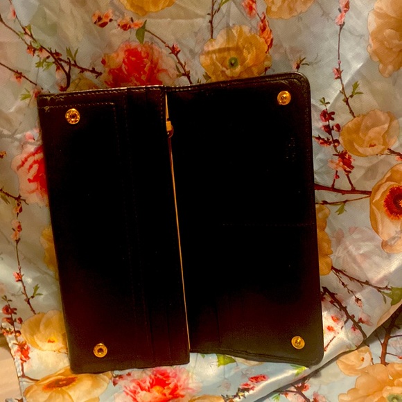 Elegant black Prada lamb skin leather wallet - Picture 3 of 11